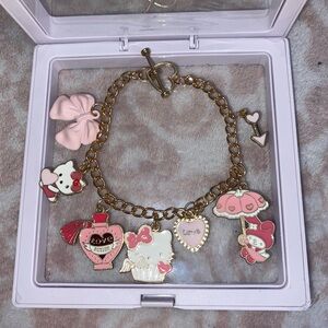 HELLO KITTY Charm Bracelet with Pink and Gold Accents